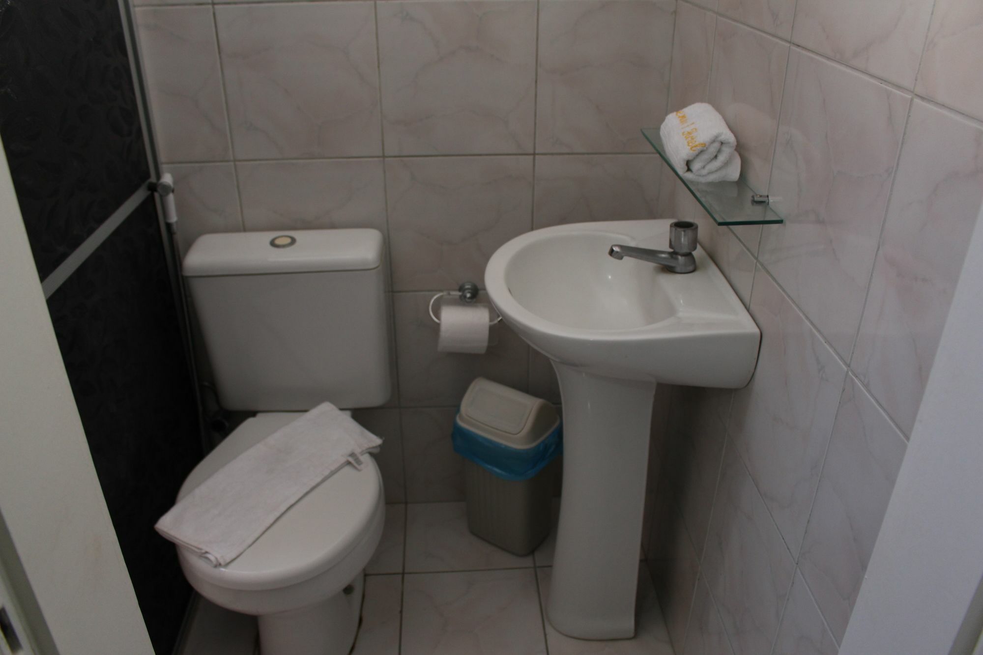 Hotel Center 1 2*